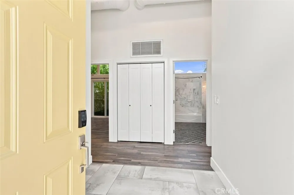22209 Denker Torrance, CA 90501
