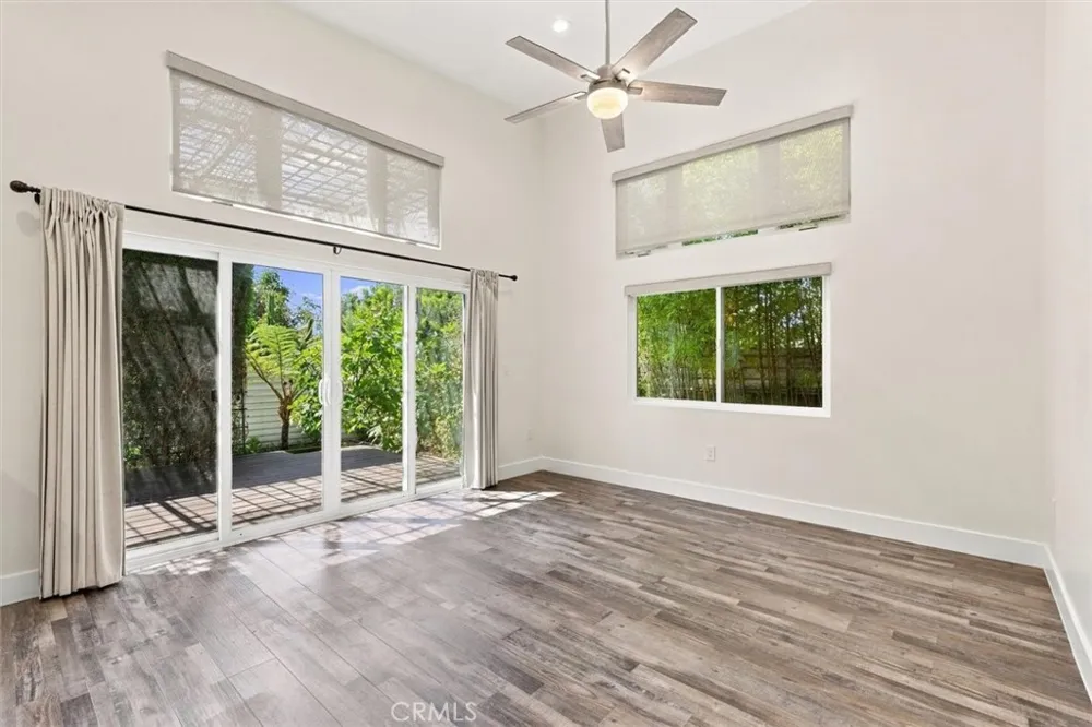 22209 Denker Torrance, CA 90501