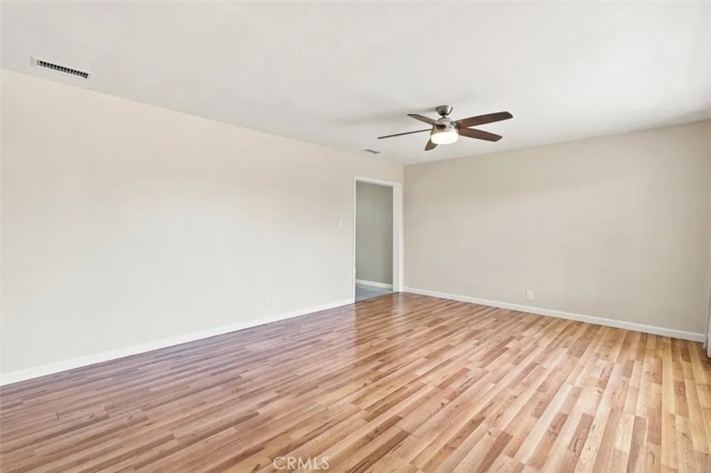 22209 Denker Torrance, CA 90501