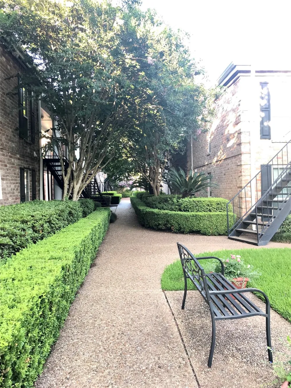 6410 Del Monte Drive #102 Houston, TX 77057