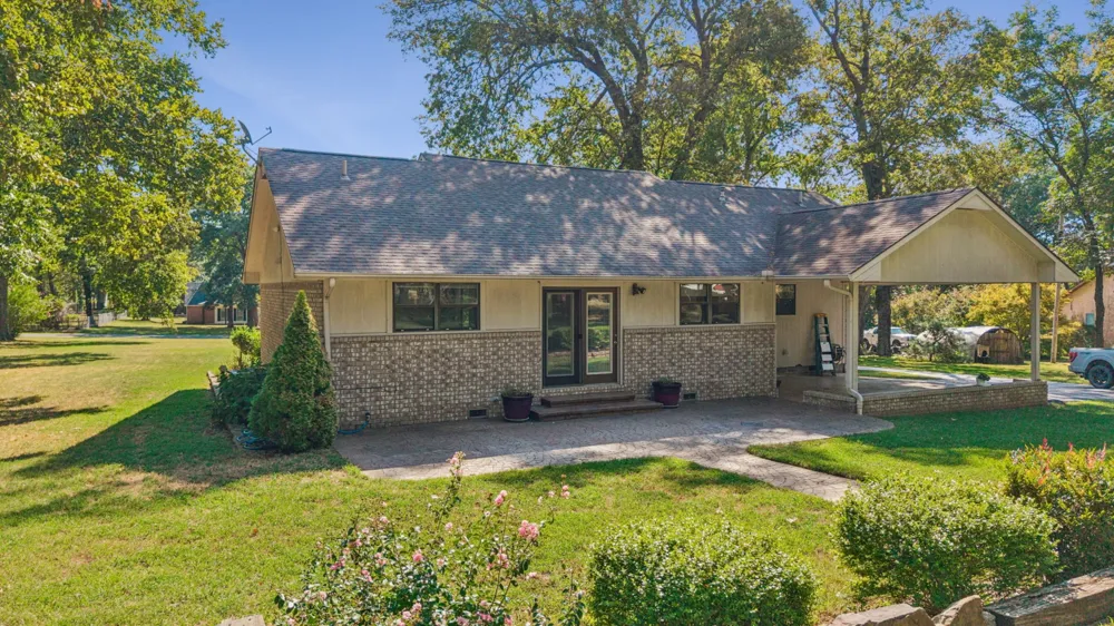 1303 Iroquois Chouteau, OK 74337