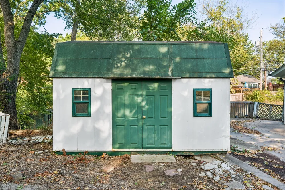 913 Sandstone Avenue Bartlesville, OK 74006