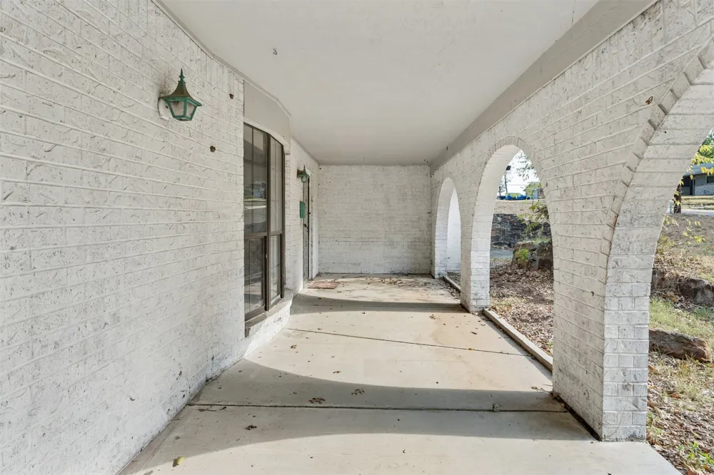 913 Sandstone Avenue Bartlesville, OK 74006