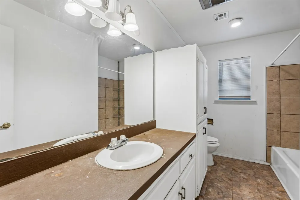 913 Sandstone Avenue Bartlesville, OK 74006