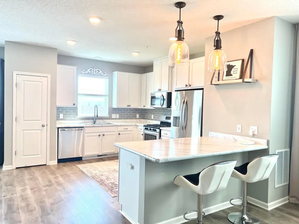1679 Windigo Lane Shakopee, MN 55379