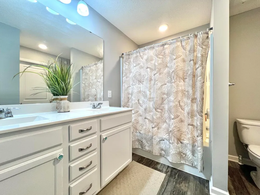 1679 Windigo Lane Shakopee, MN 55379