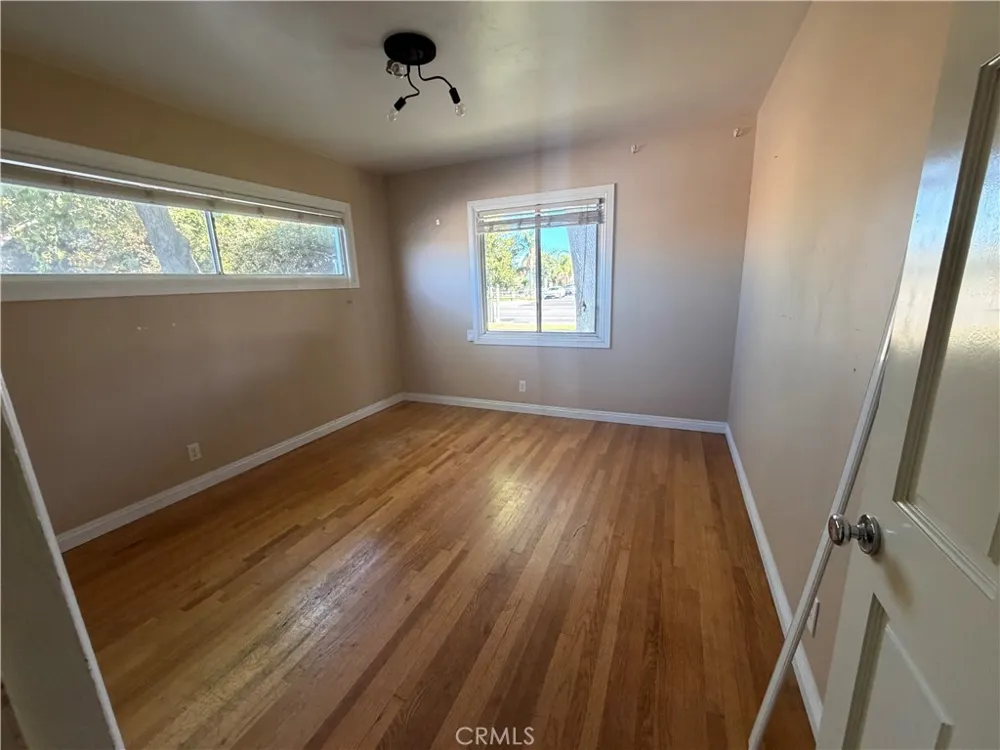 8541 Orangewood Garden Grove, CA 92841