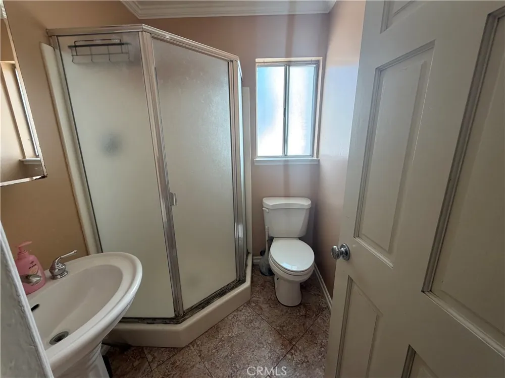 8541 Orangewood Garden Grove, CA 92841