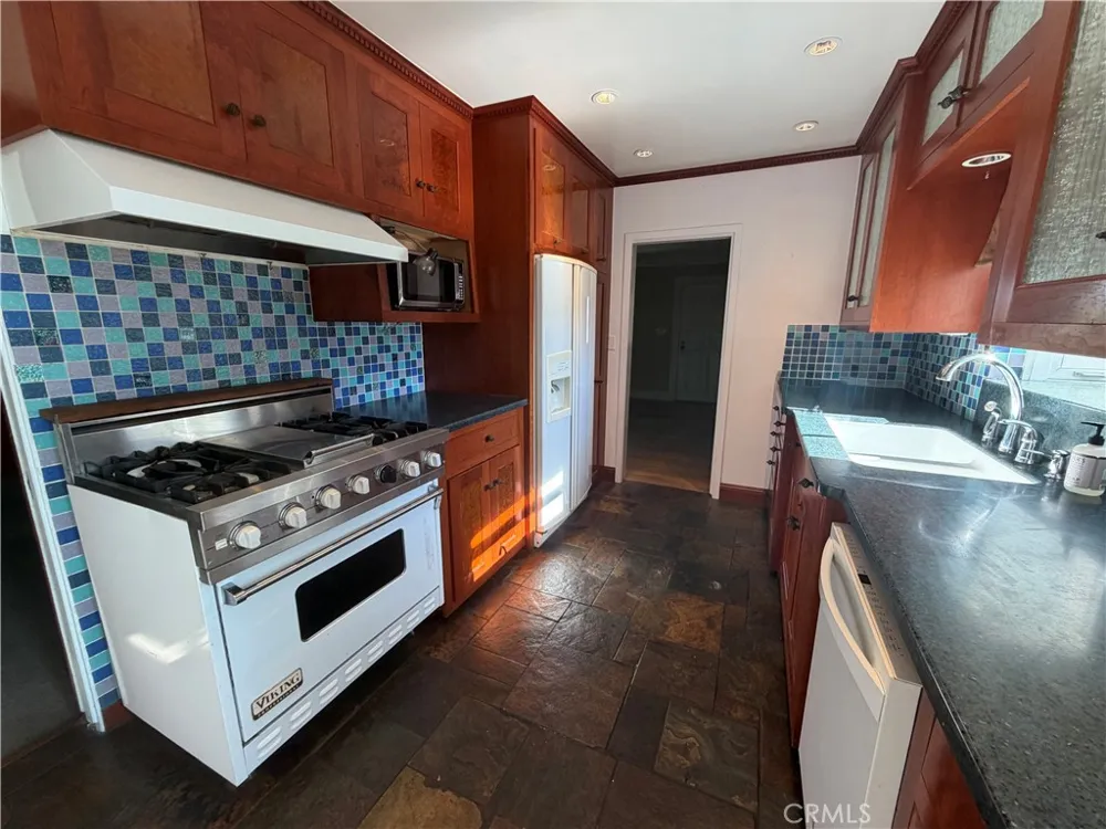 8541 Orangewood Garden Grove, CA 92841