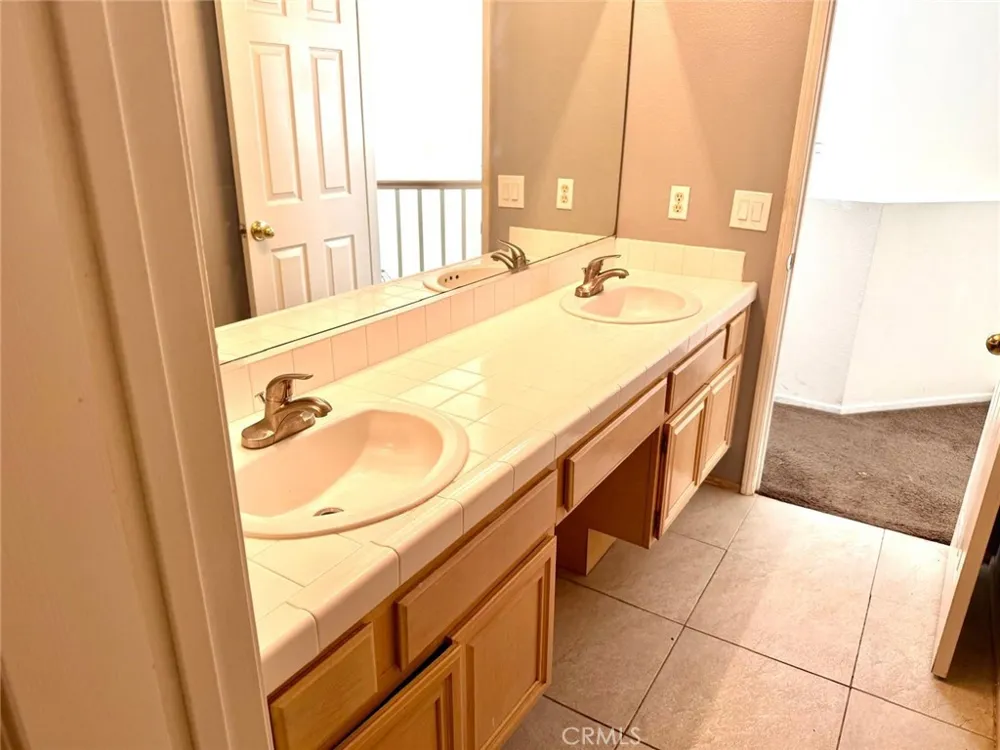 11685 Pavia Rancho Cucamonga, CA 91701