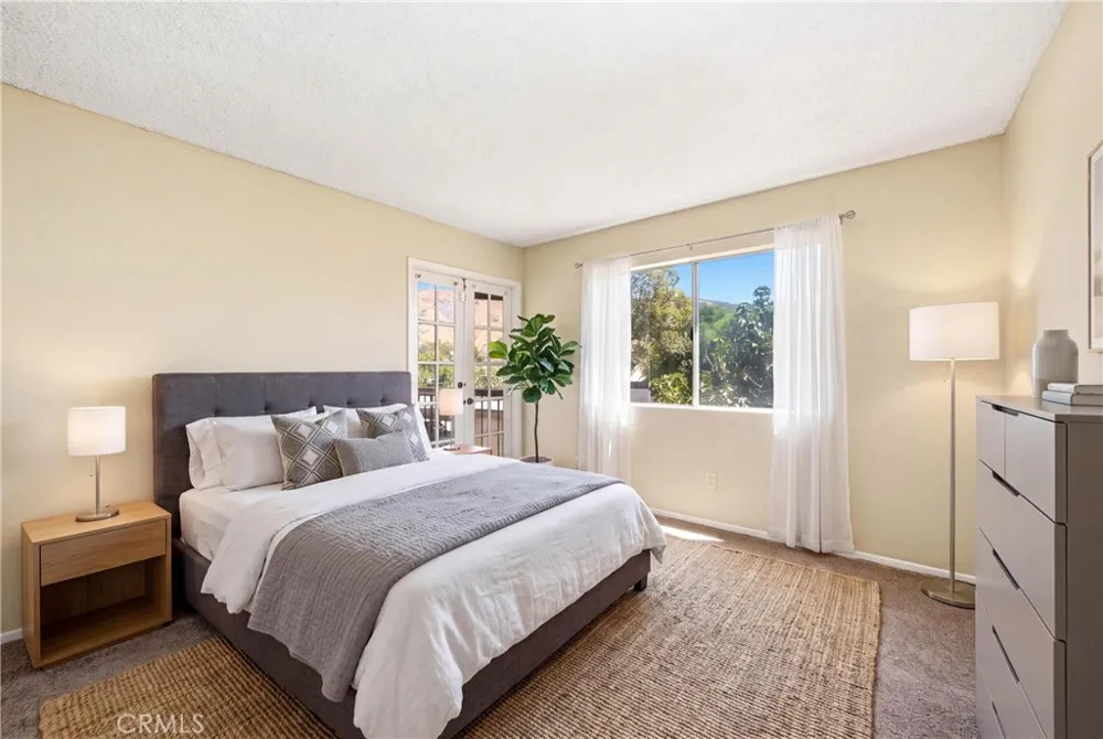 3274 Little Mountain #D San Bernardino, CA 92405