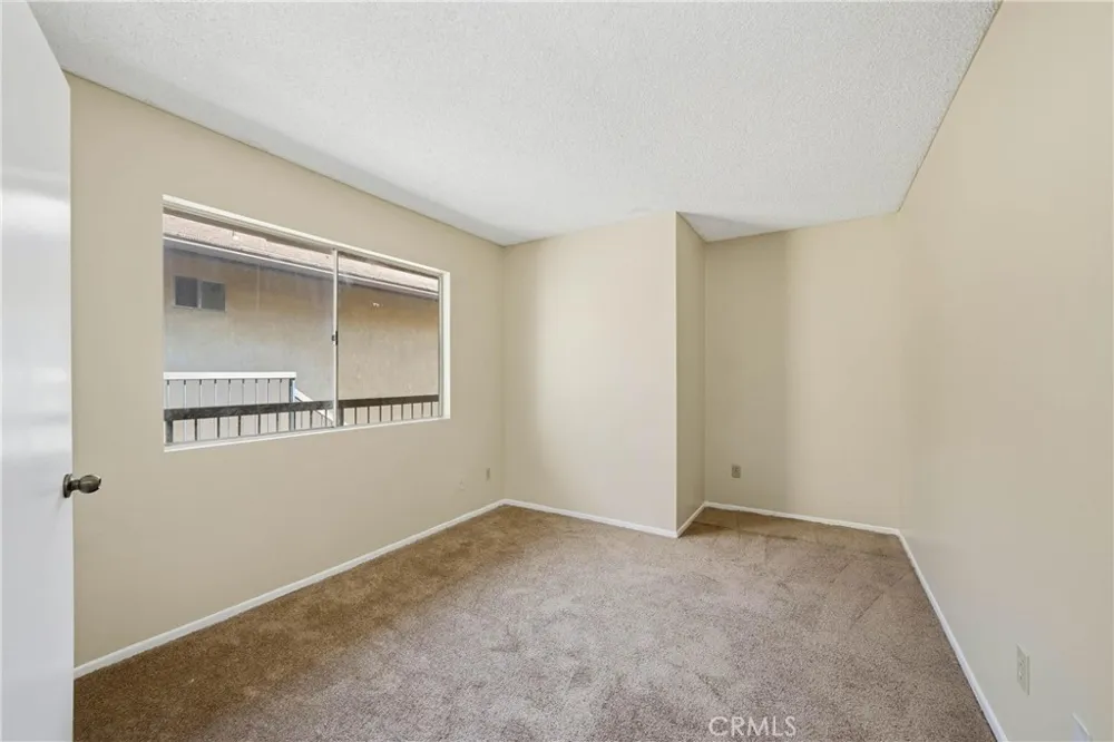 3274 Little Mountain #D San Bernardino, CA 92405