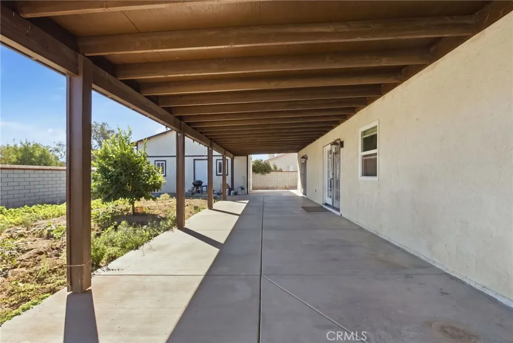 18810 Siesta Apple Valley, CA 92307