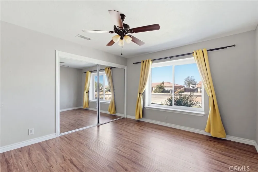 18810 Siesta Apple Valley, CA 92307