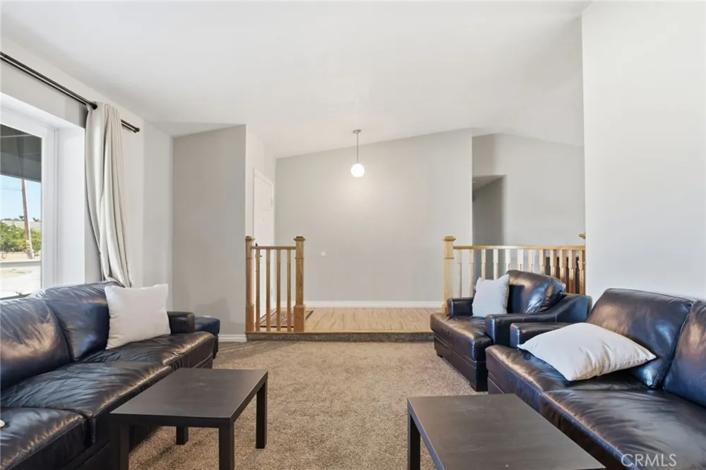 18810 Siesta Apple Valley, CA 92307