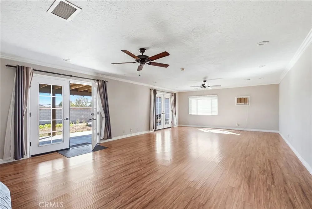 18810 Siesta Apple Valley, CA 92307
