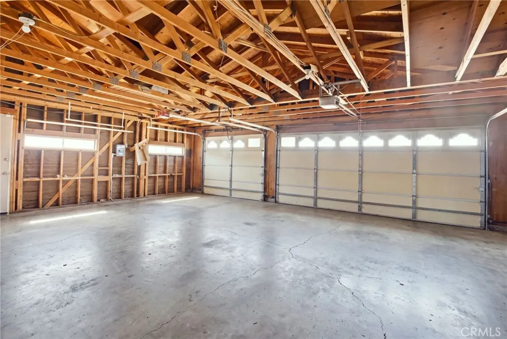 18810 Siesta Apple Valley, CA 92307