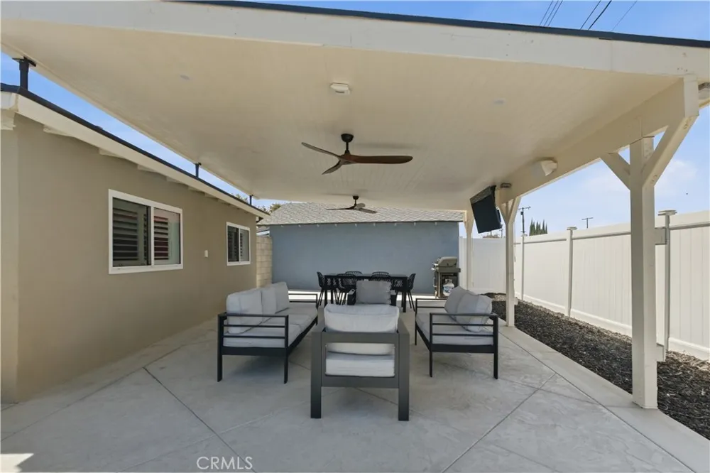 13513 De Alcala La Mirada, CA 90638