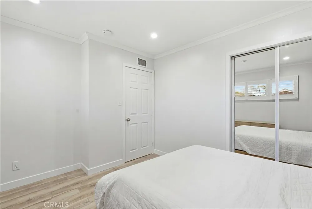 13513 De Alcala La Mirada, CA 90638