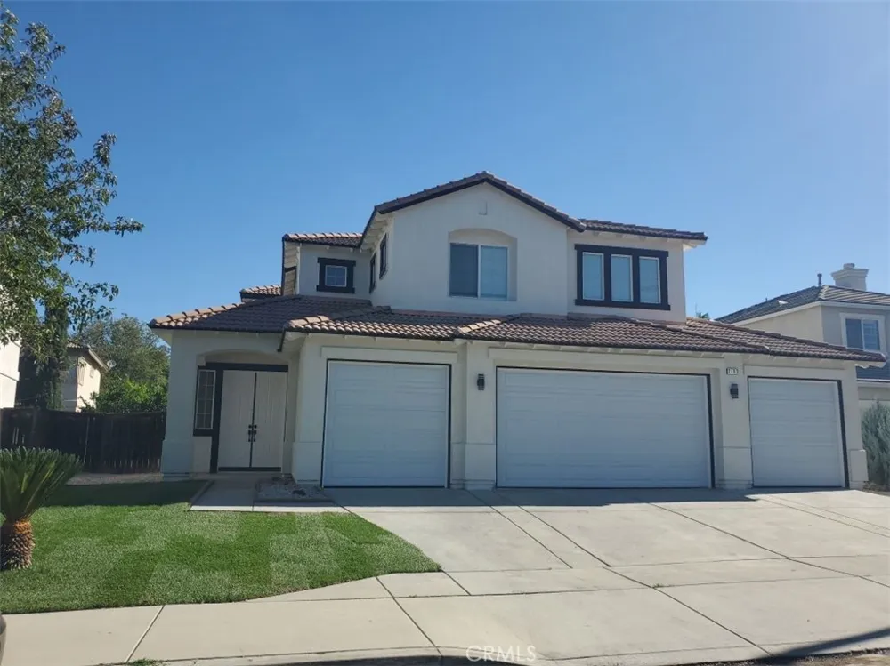 1183 Roadrunner San Jacinto, CA 92582
