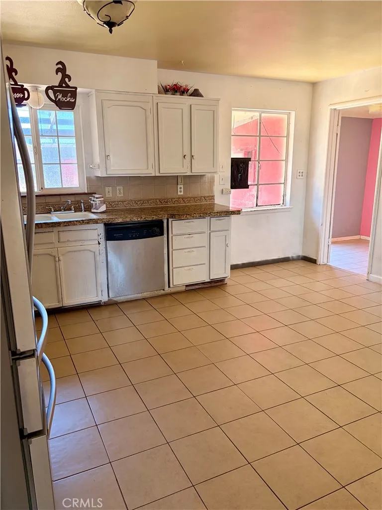 2581 E Gerard Merced, CA 95341