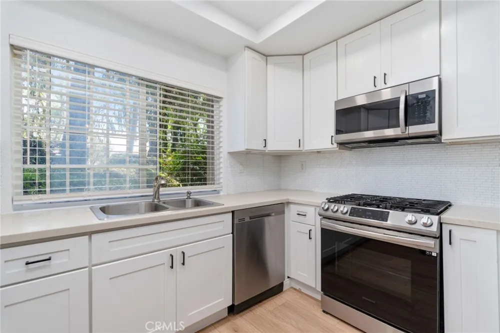 42 Via Contento Rancho Santa Margarita, CA 92688