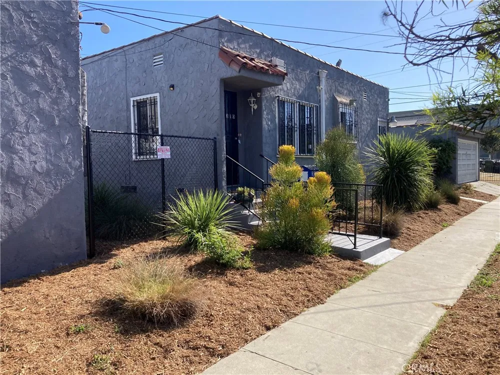 302 W 107th Street Los Angeles, CA 90003