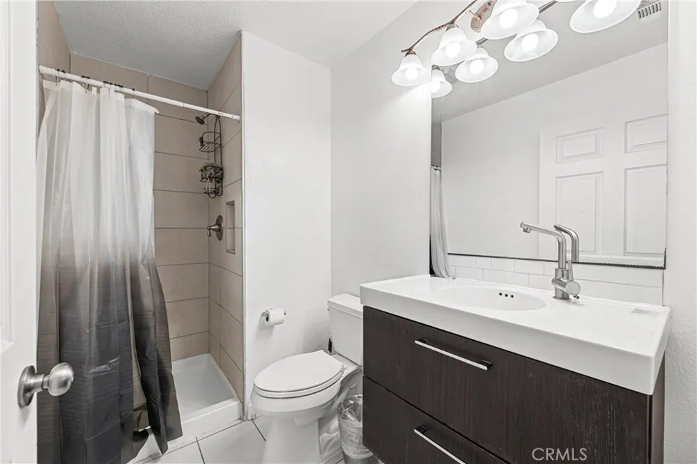 123 Timbre Rancho Santa Margarita, CA 92688