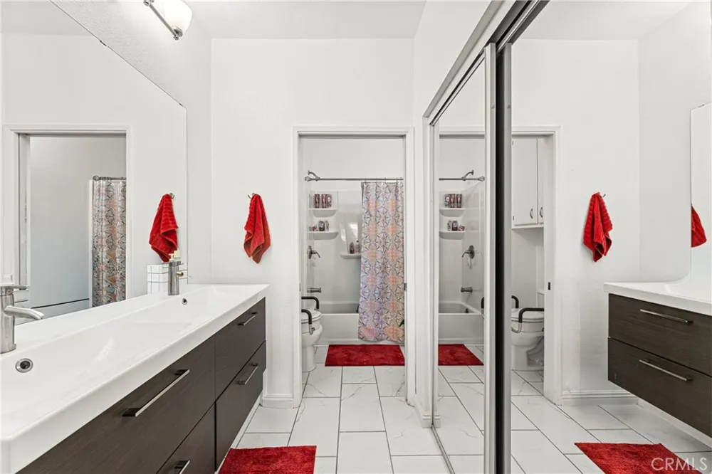 123 Timbre Rancho Santa Margarita, CA 92688