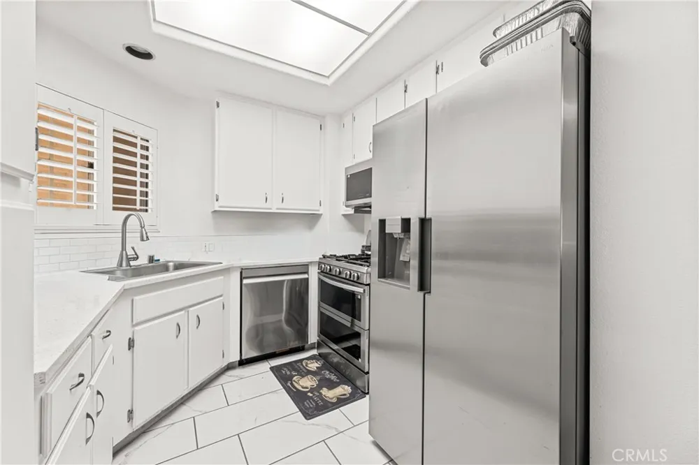 123 Timbre Rancho Santa Margarita, CA 92688