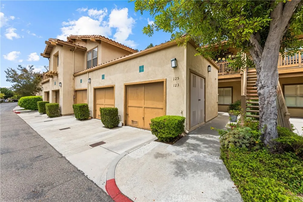 123 Timbre Rancho Santa Margarita, CA 92688