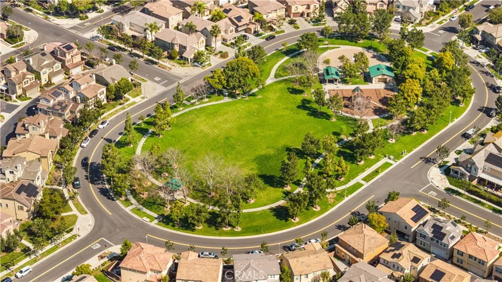 16197 Alamo Court Chino, CA 91708