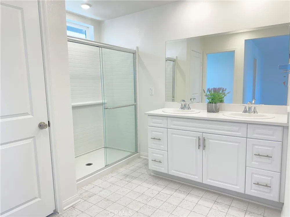 16197 Alamo Court Chino, CA 91708