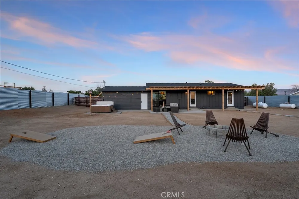 4726 Avenida La Flora Desierta Joshua Tree, CA 92252