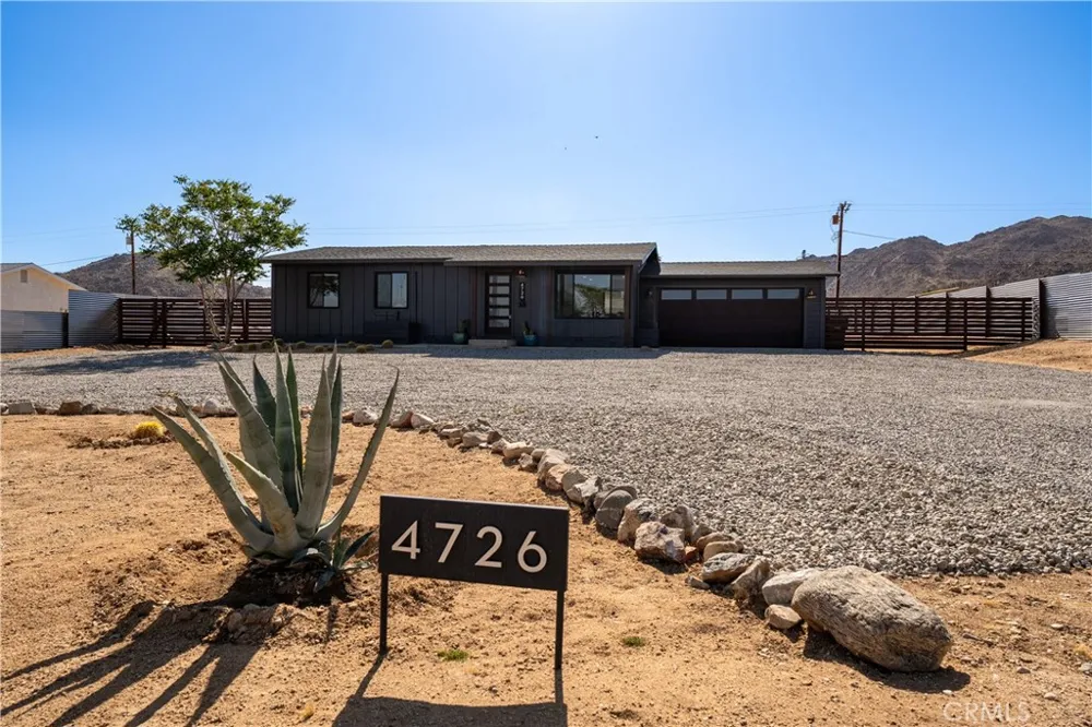 4726 Avenida La Flora Desierta Joshua Tree, CA 92252