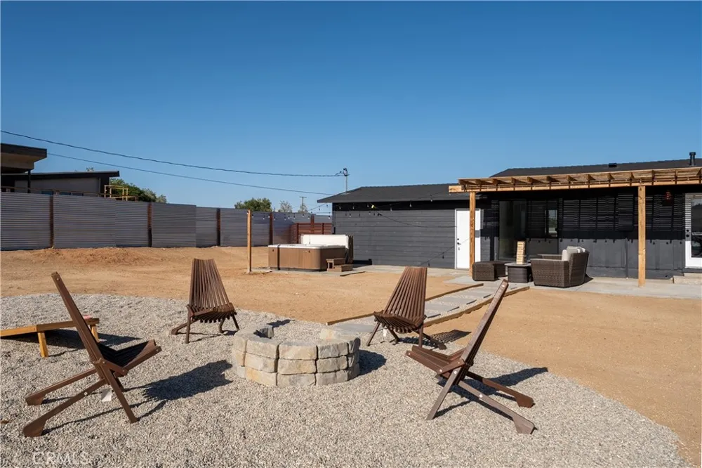4726 Avenida La Flora Desierta Joshua Tree, CA 92252