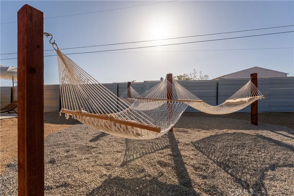 4726 Avenida La Flora Desierta Joshua Tree, CA 92252