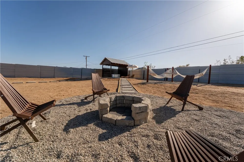 4726 Avenida La Flora Desierta Joshua Tree, CA 92252
