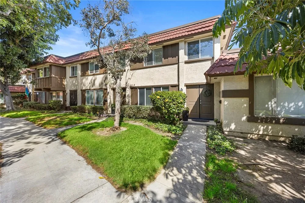 1416 Stoneyhaven Lane Anaheim, CA 92801