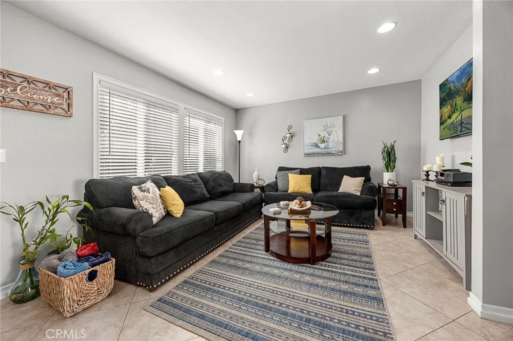1416 Stoneyhaven Lane Anaheim, CA 92801