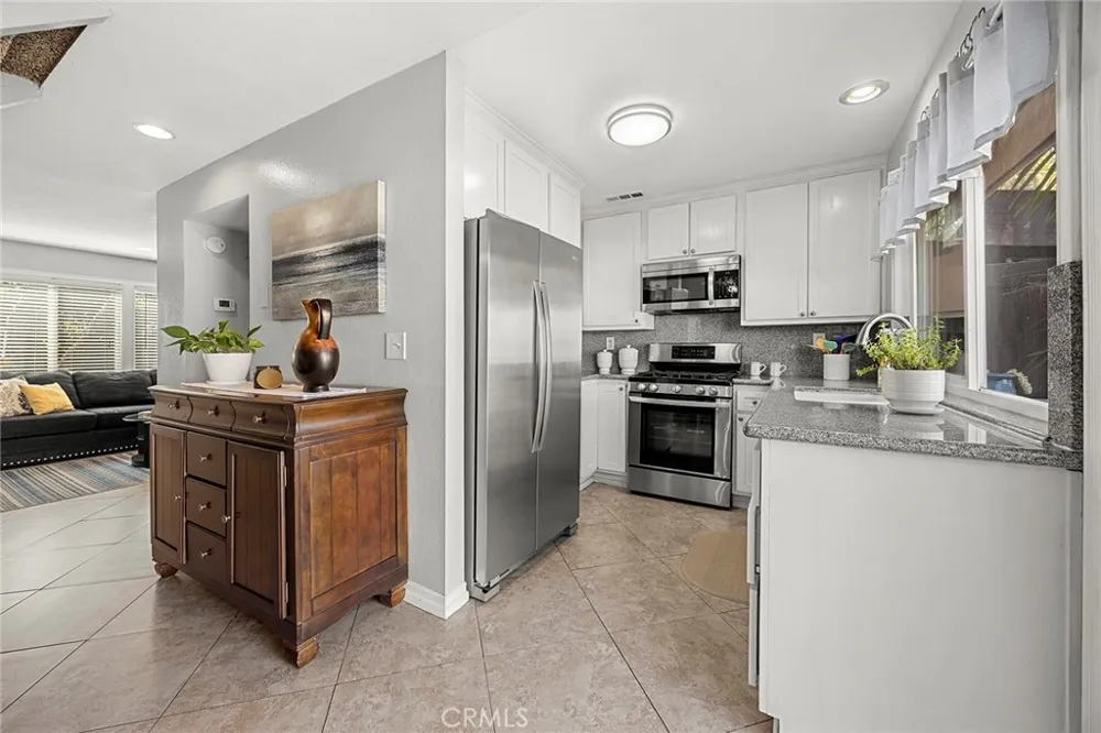 1416 Stoneyhaven Lane Anaheim, CA 92801