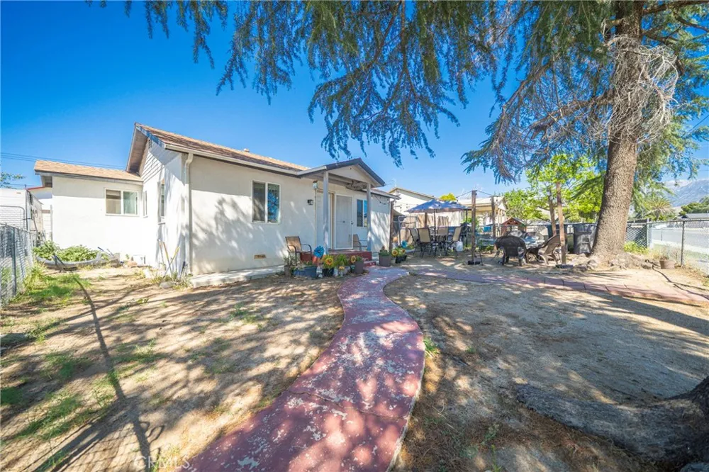 541 Hargrave St Banning, CA 92220