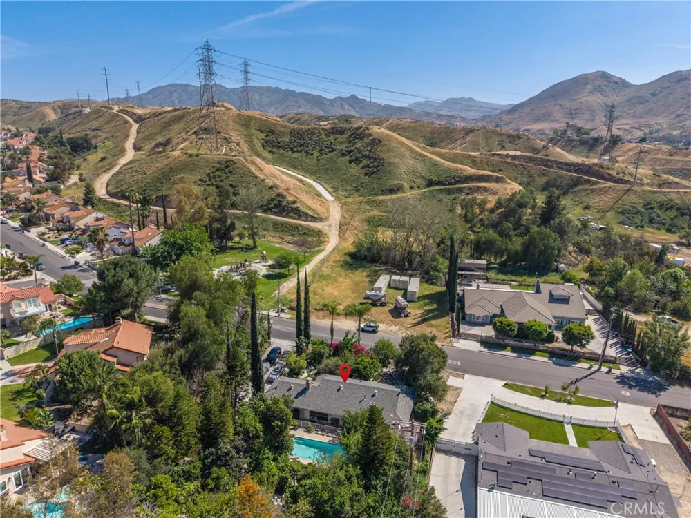 24066 Prado Colton, CA 92324
