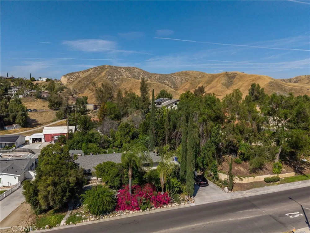 24066 Prado Colton, CA 92324