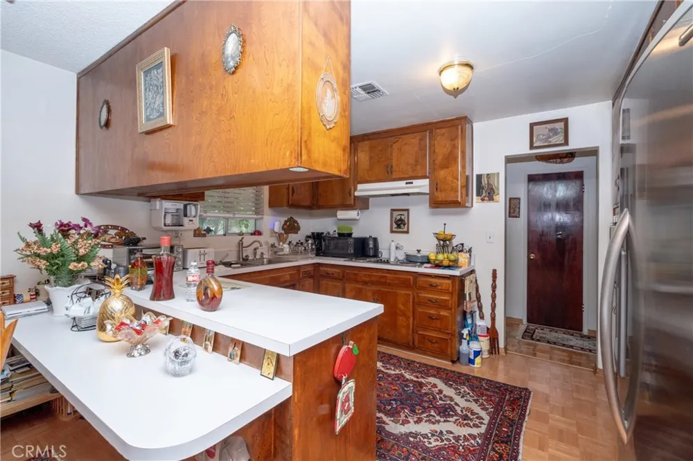24066 Prado Colton, CA 92324
