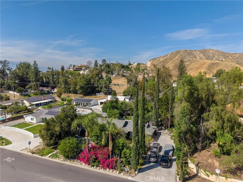 24066 Prado Colton, CA 92324