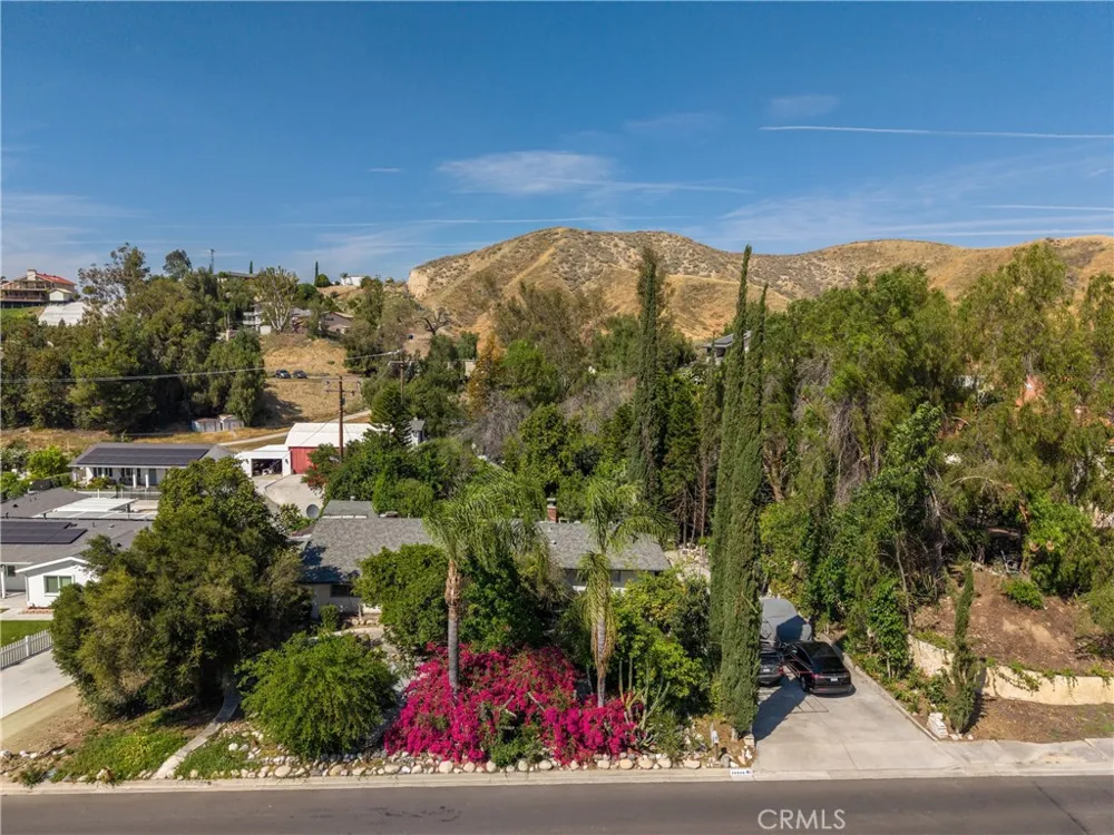 24066 Prado Colton, CA 92324