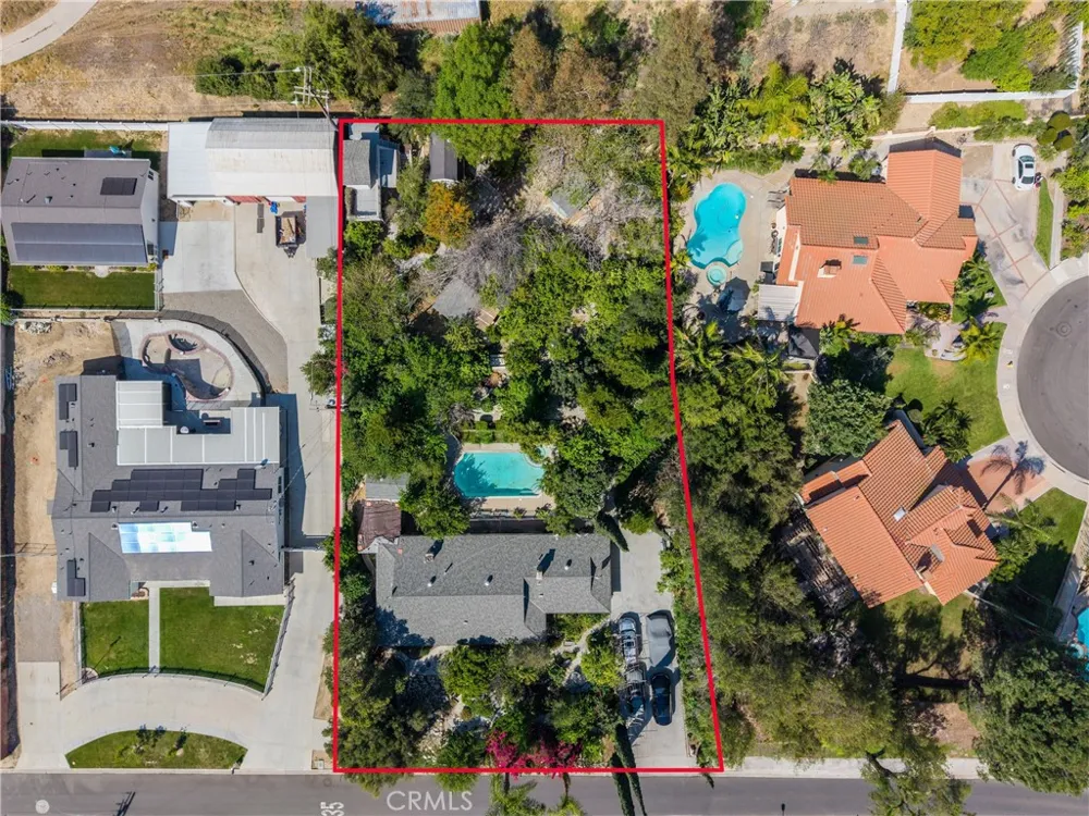 24066 Prado Colton, CA 92324
