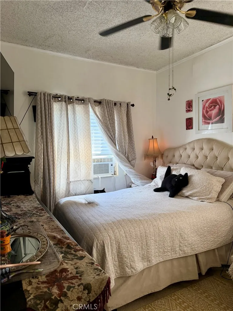 5048 E Echo Street Los Angeles, CA 90042