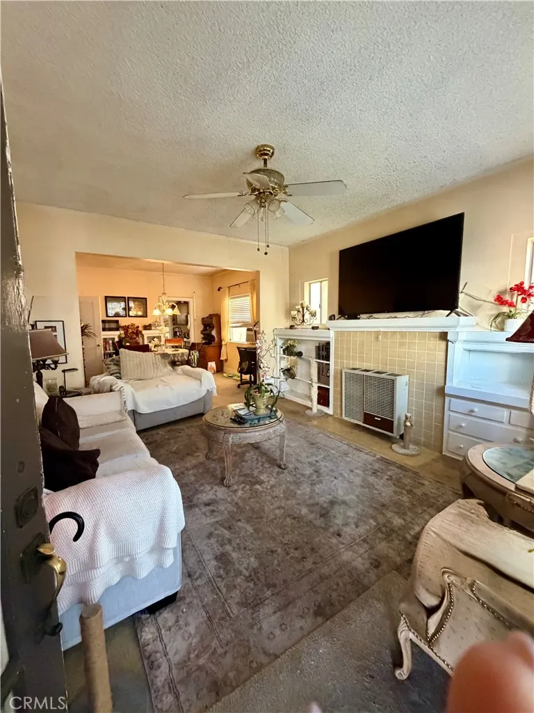5048 E Echo Street Los Angeles, CA 90042
